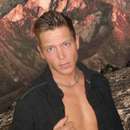 Looking for a local woman who loves to play with my throbbing cock